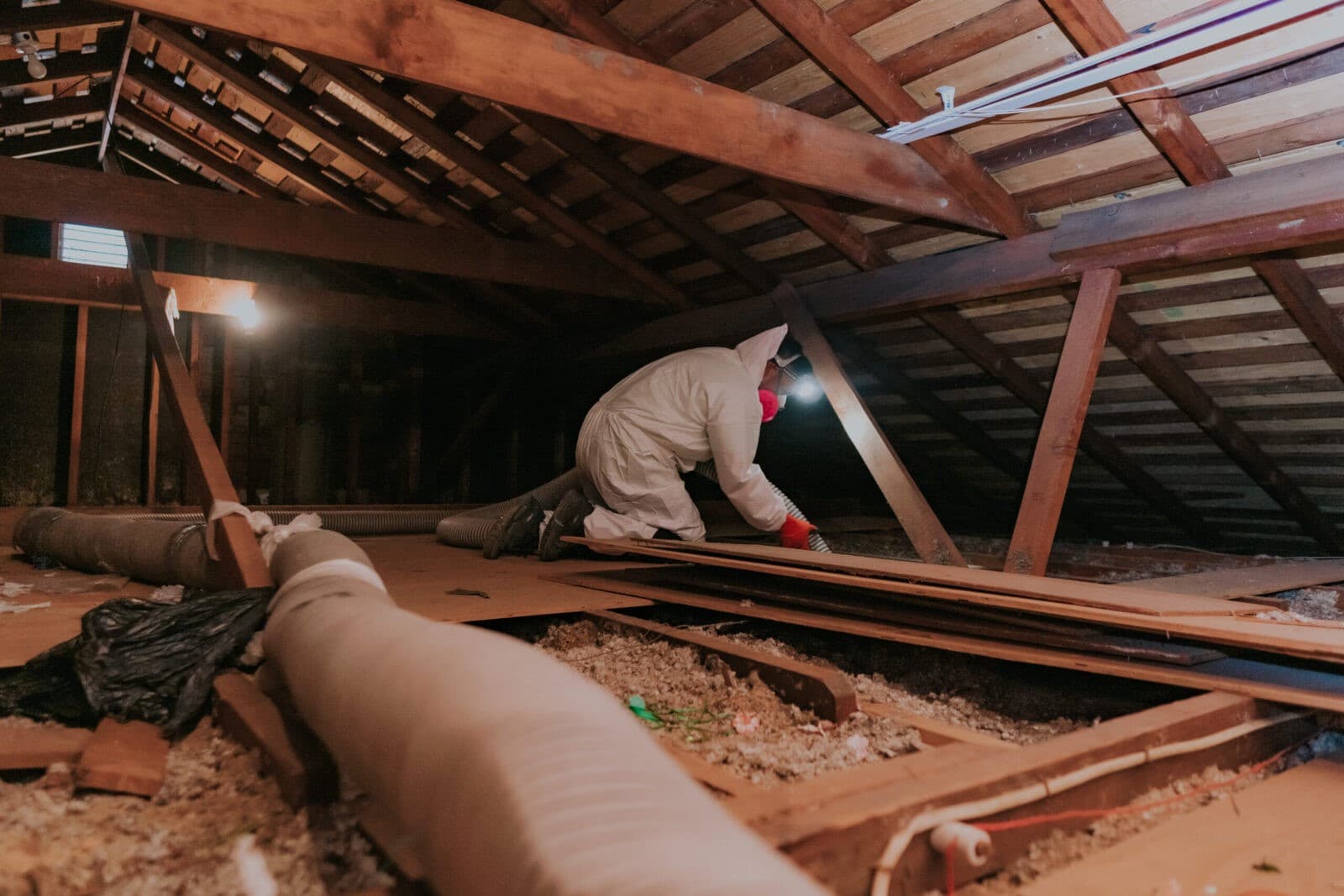 Clogged Gutters Causing an Attic Roof Leak – How to Fix